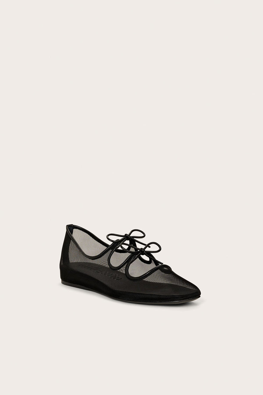 CORINNE FLAT