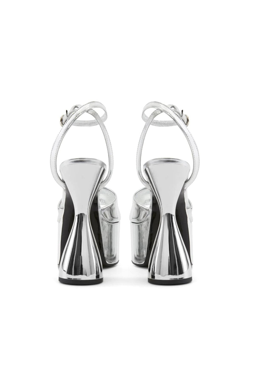CURVY HEEL