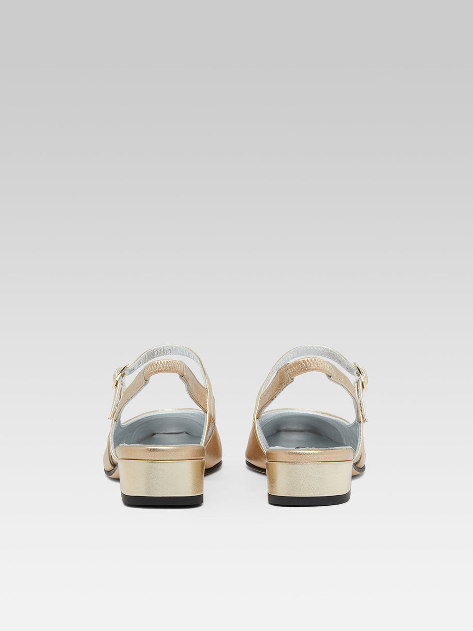 サンダル・ミュール Oceano 24 Sandals - Carel - Leather - Khaki OCEANO – BRUNI