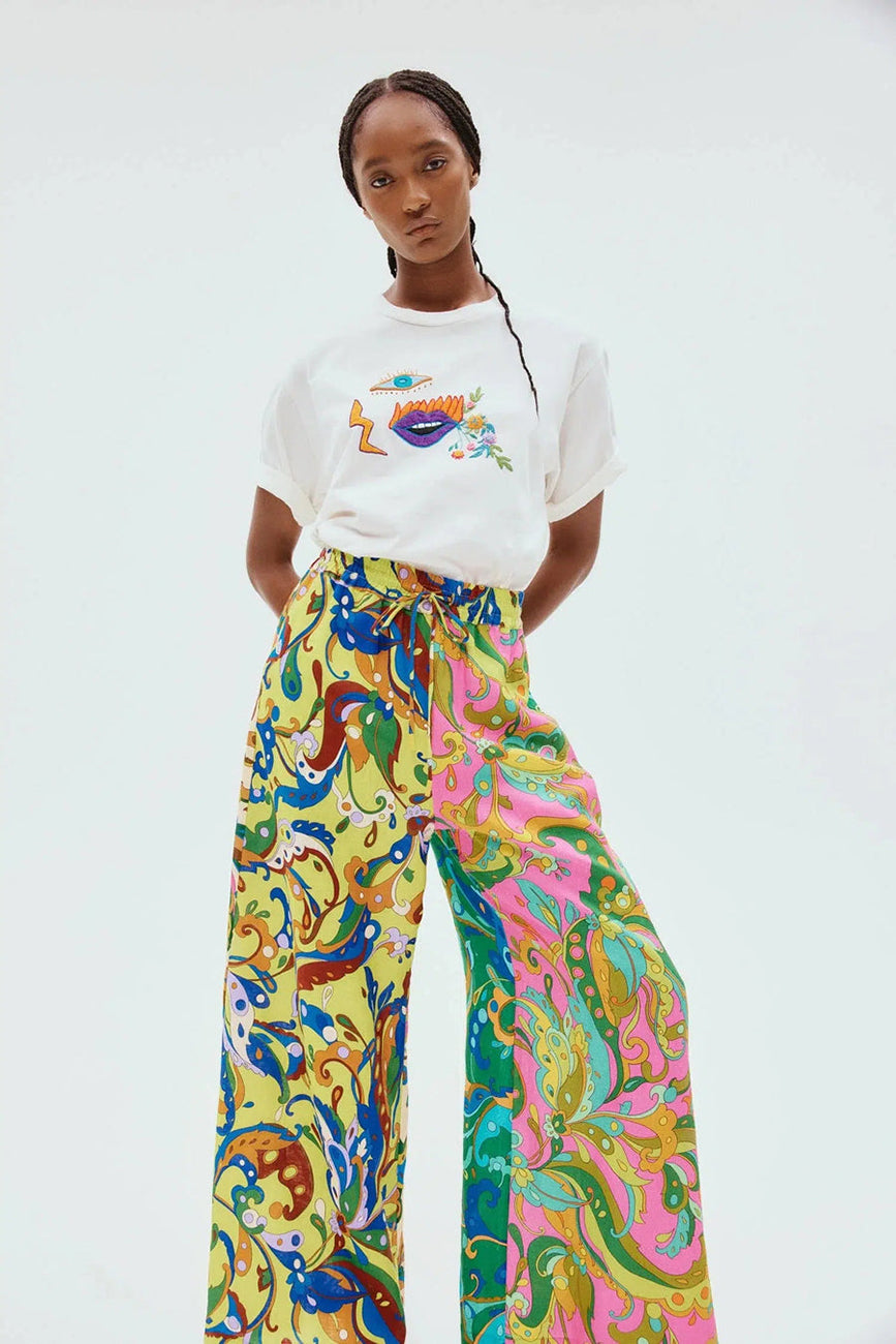 MEAGAN EMBROIDERY TSHIRT
