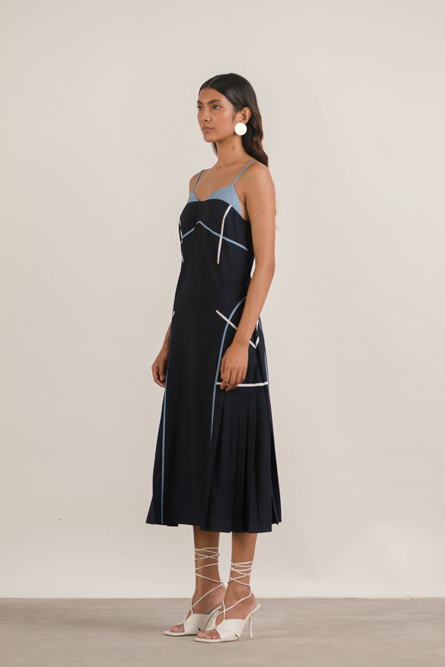 PEAK STRAP DRESS