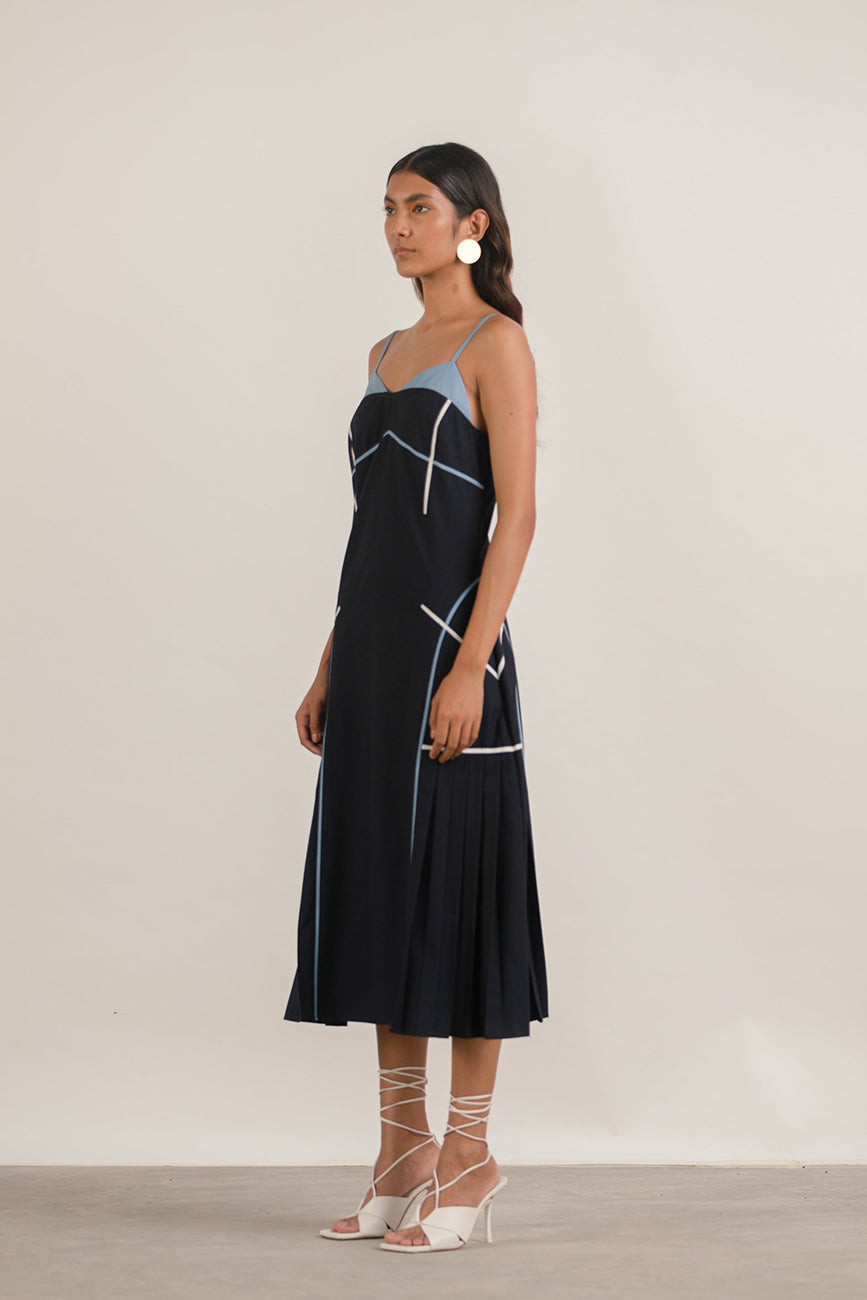 Load image into Gallery viewer, PEAK STRAP DRESS
