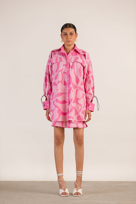 PATCH POCKET PLEATED SHORTS