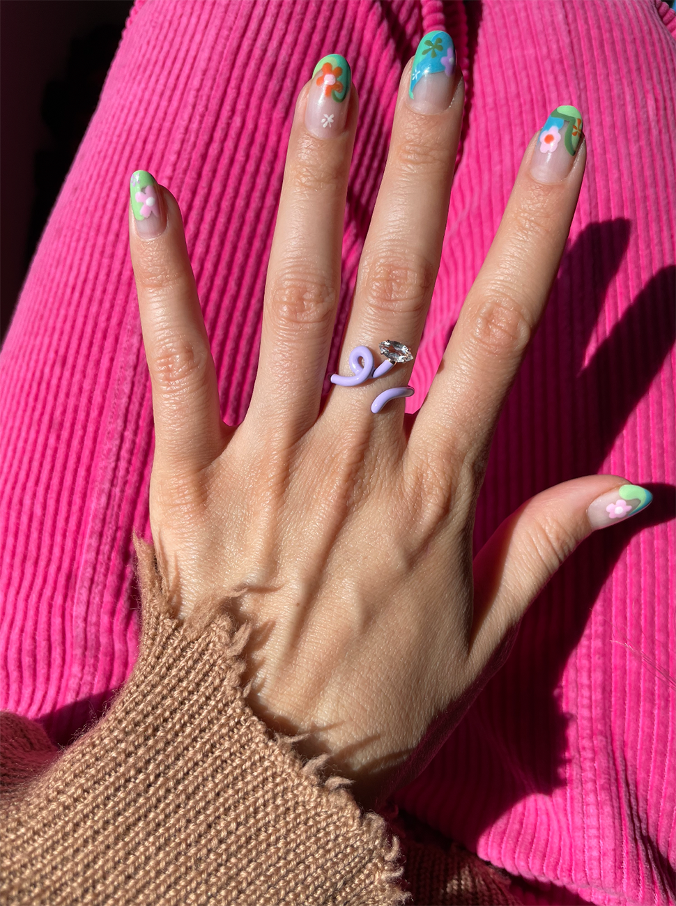 BABY VINE TENDRIL RING