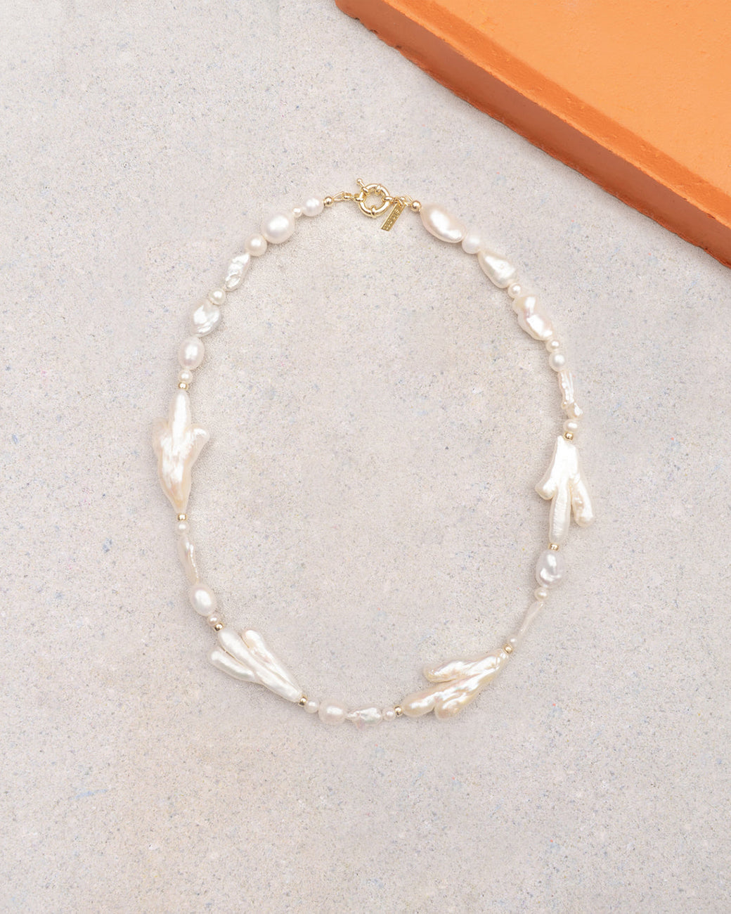 SHEENA NECKLACE