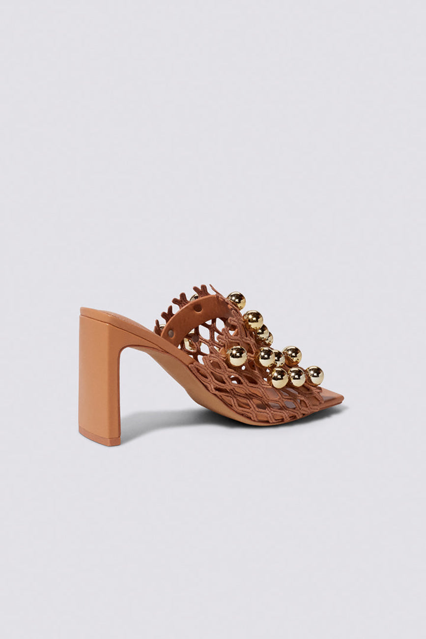 Load image into Gallery viewer, ASTER STUD SANDAL
