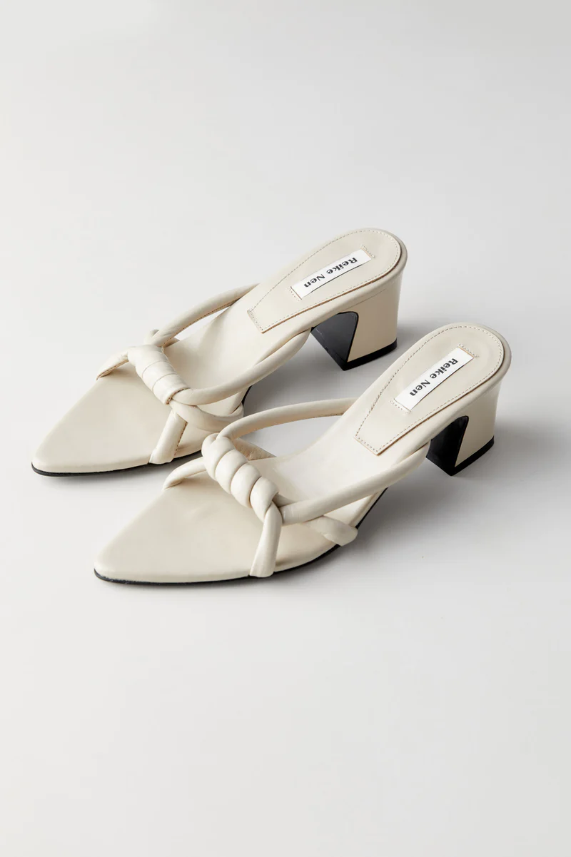 NOODLE KNOT HEELS