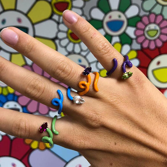 BABY VINE TENDRIL RING